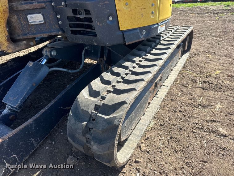 image for item MX9116 Yanmar VIO35-6A mini excavator