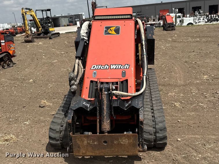 image for item MX9117 2018 Ditch Witch SK1550 compact utility loader