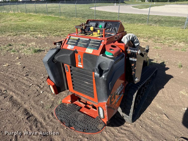 image for item MX9117 2018 Ditch Witch SK1550 compact utility loader