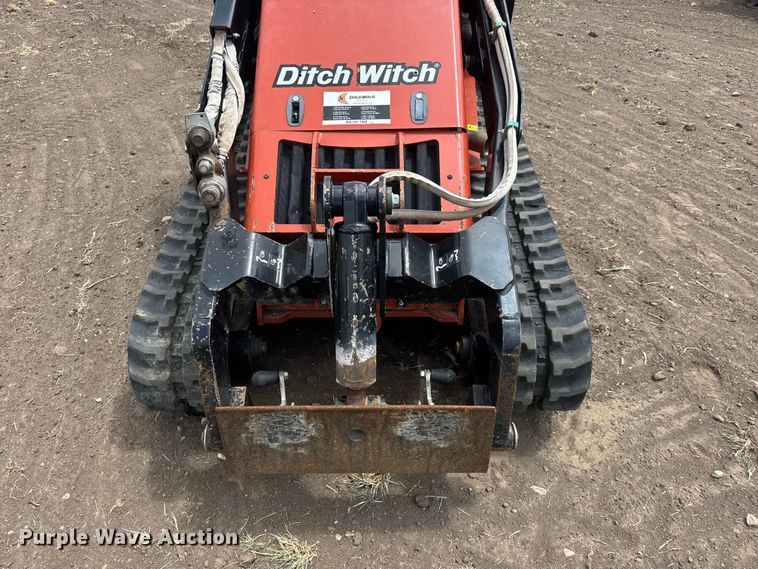 image for item MX9118 2018 Ditch Witch SK1550 compact utility loader