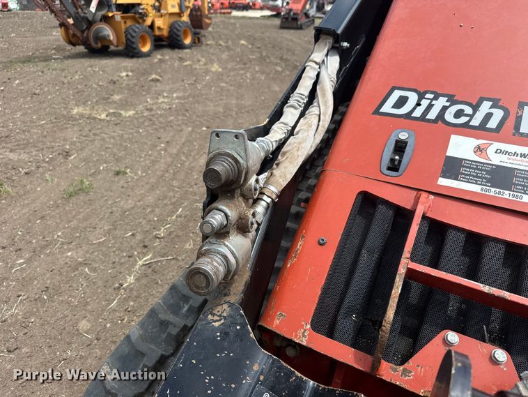 image for item MX9118 2018 Ditch Witch SK1550 compact utility loader