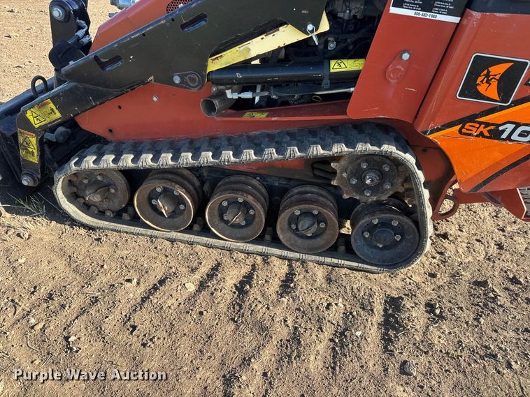 image for item MX9119 2018 Ditch Witch SK1050 compact utility loader