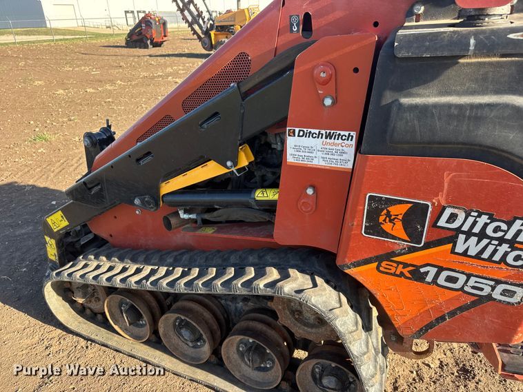 image for item MX9120 2020 Ditch Witch SK1050 compact utility loader