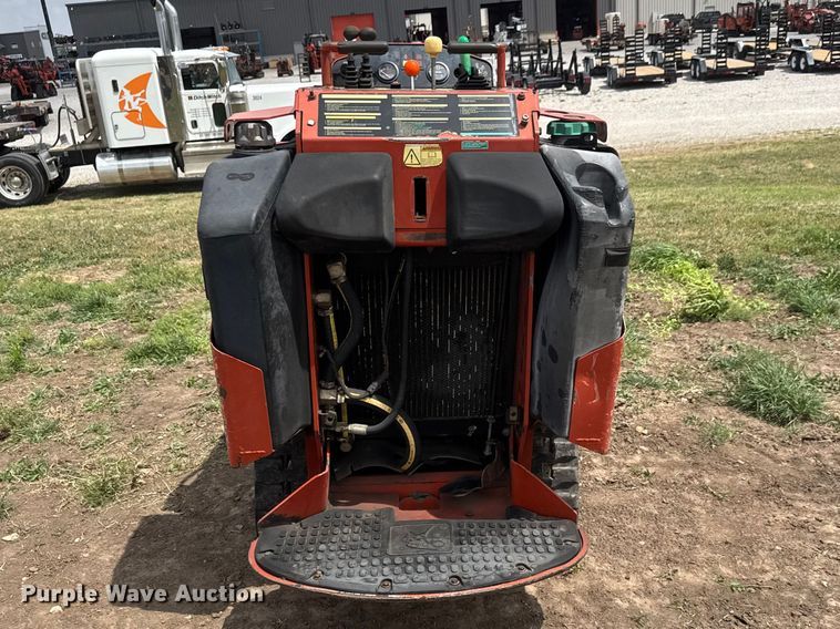 image for item MX9122 2017 Ditch Witch SK800 compact utility loader