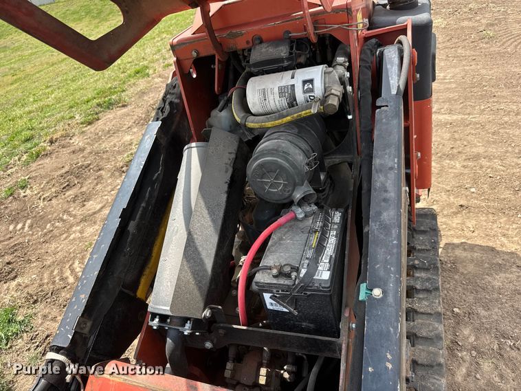 image for item MX9122 2017 Ditch Witch SK800 compact utility loader