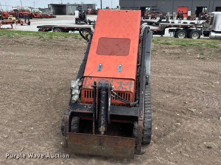 image for item MX9123 2007 Ditch Witch SK650 compact utility loader