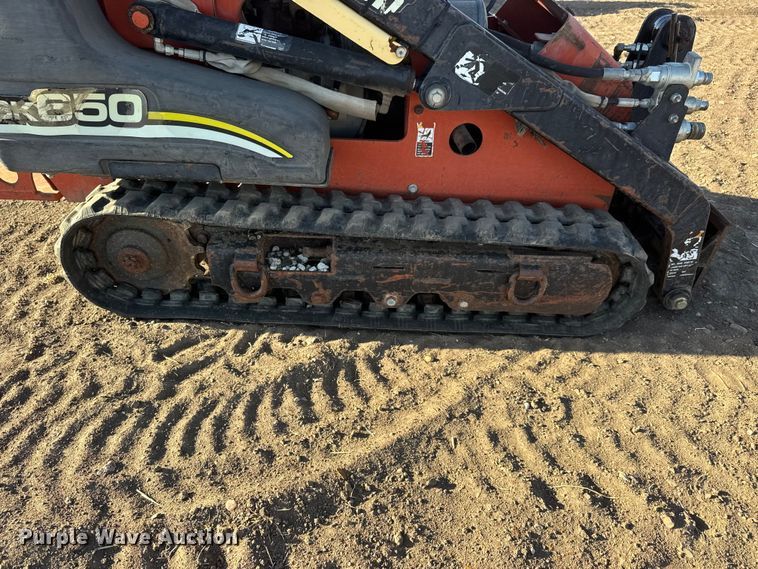 image for item MX9123 2007 Ditch Witch SK650 compact utility loader