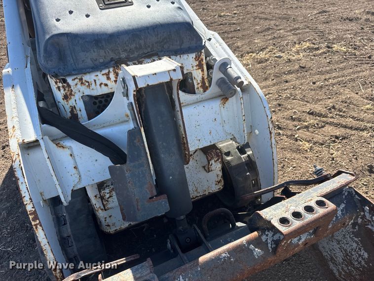 image for item MX9124 2017 Bobcat MT85 compact utility loader