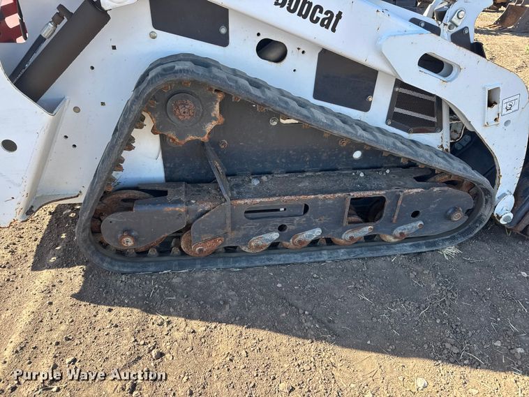 image for item MX9124 2017 Bobcat MT85 compact utility loader