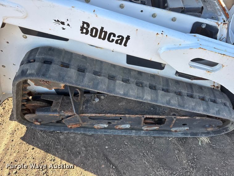 image for item MX9124 2017 Bobcat MT85 compact utility loader