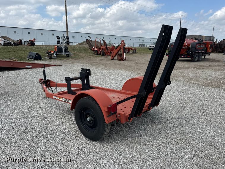 image for item MX9126 2015 Ditch Witch S2B trencher trailer