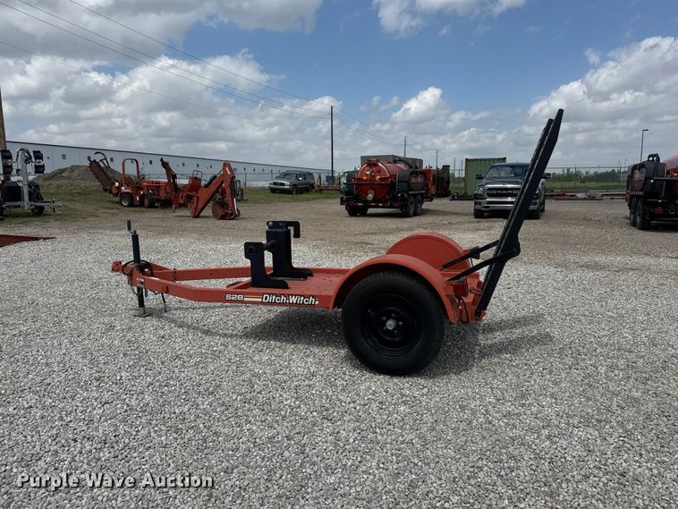 image for item MX9126 2015 Ditch Witch S2B trencher trailer