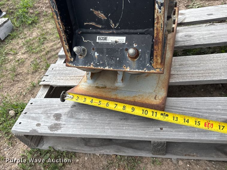 image for item MX9129 Edge EC 35 plate compactor