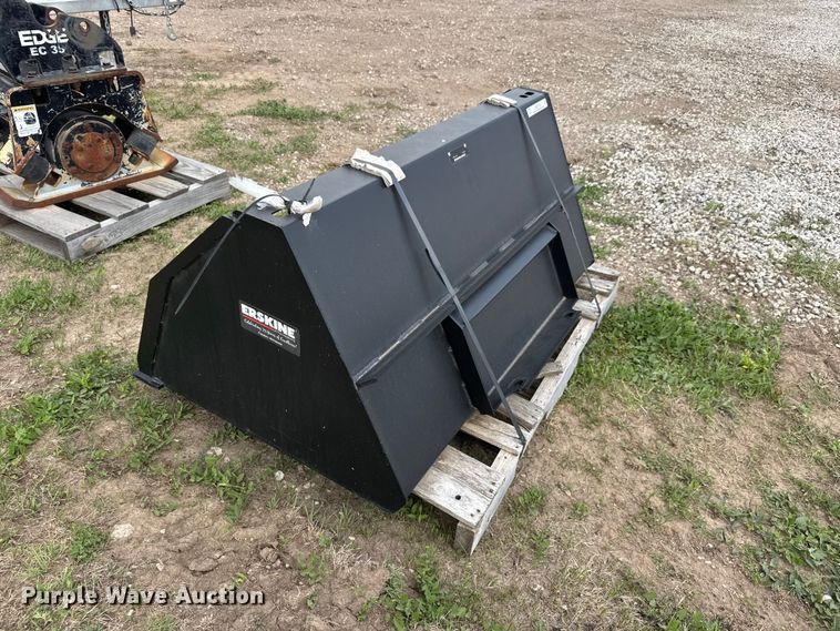 image for item MX9130 Erskine bucket
