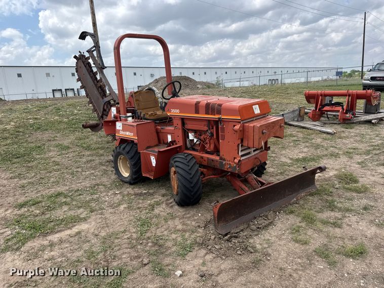 image for item MX9132 Ditch Witch 3500 trencher