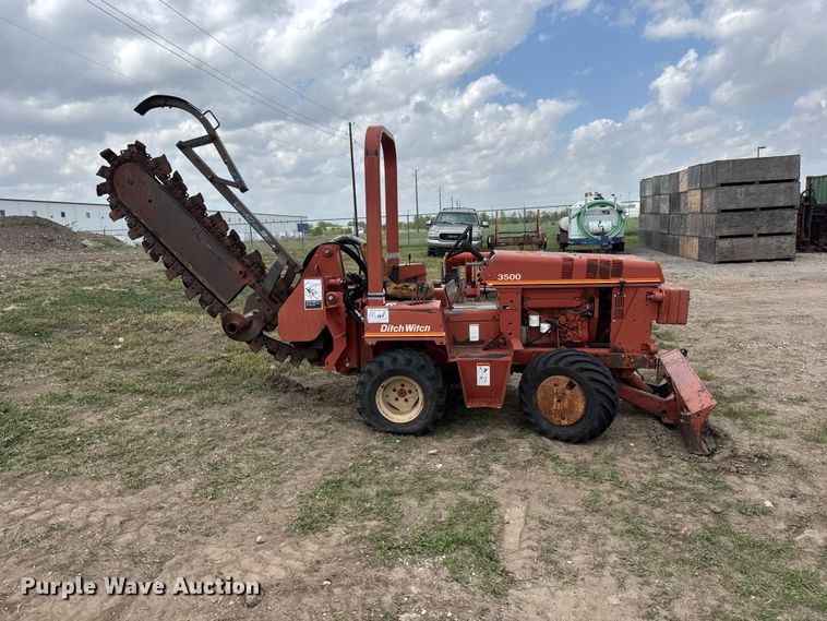 image for item MX9132 Ditch Witch 3500 trencher