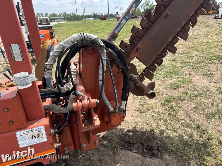 image for item MX9132 Ditch Witch 3500 trencher