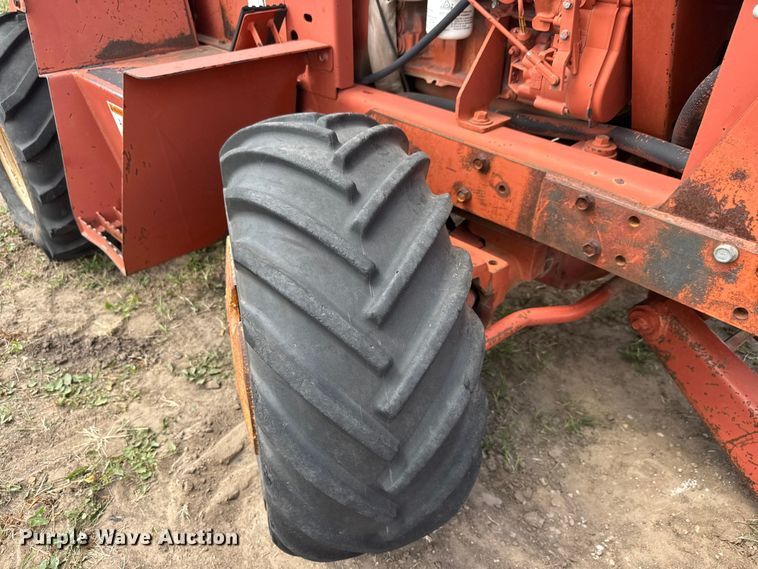 image for item MX9132 Ditch Witch 3500 trencher