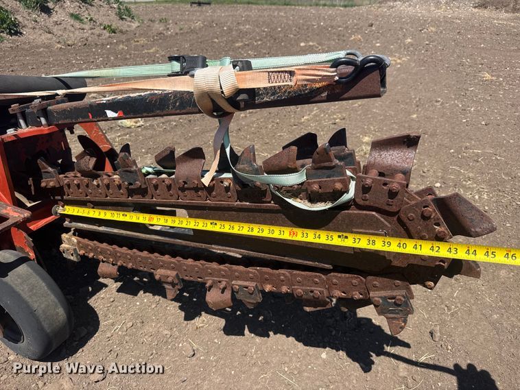 image for item MX9136 2012 Ditch Witch RT24 trencher
