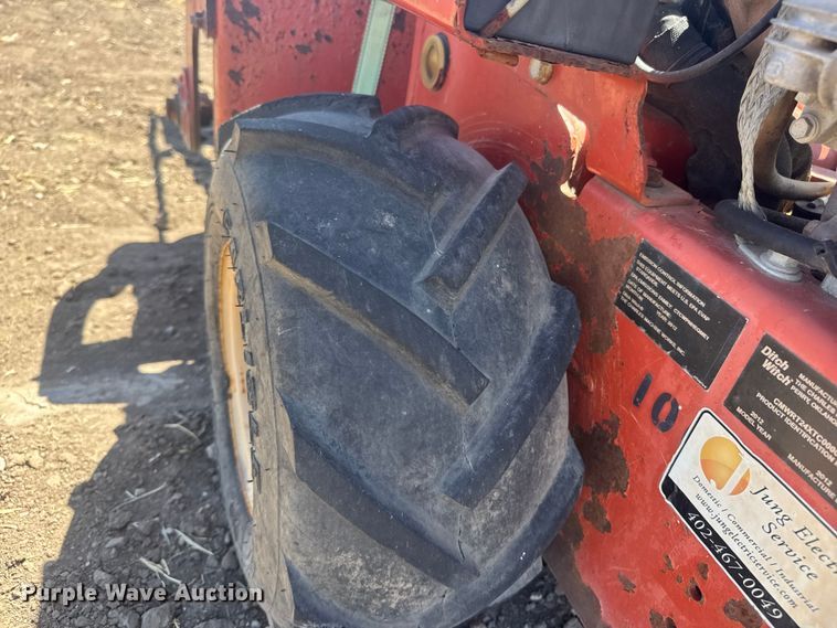 image for item MX9136 2012 Ditch Witch RT24 trencher