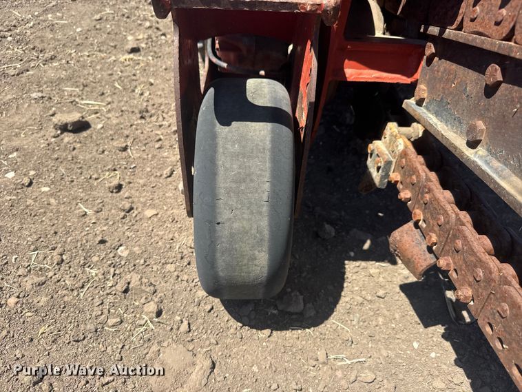 image for item MX9136 2012 Ditch Witch RT24 trencher