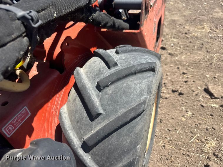 image for item MX9136 2012 Ditch Witch RT24 trencher