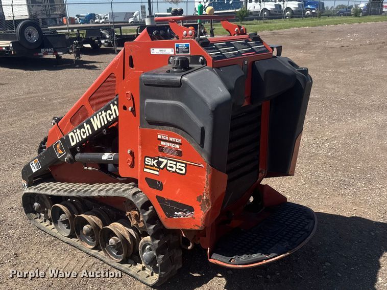 image for item MX9137 Ditch Witch SK755 Compact utility loader