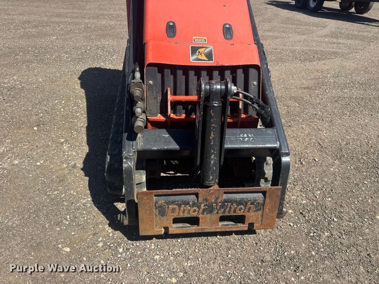 image for item MX9137 Ditch Witch SK755 Compact utility loader