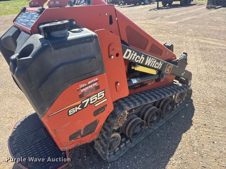 image for item MX9137 Ditch Witch SK755 Compact utility loader