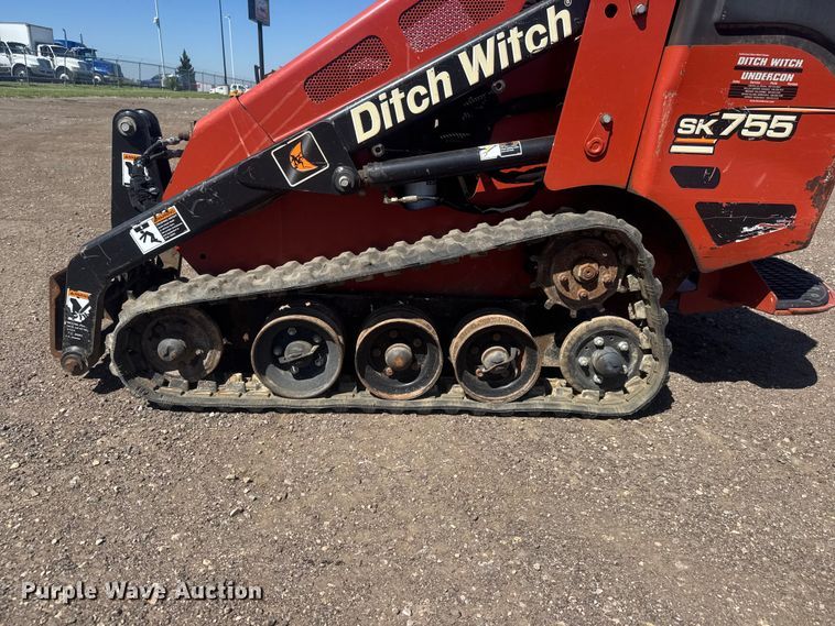 image for item MX9137 Ditch Witch SK755 Compact utility loader
