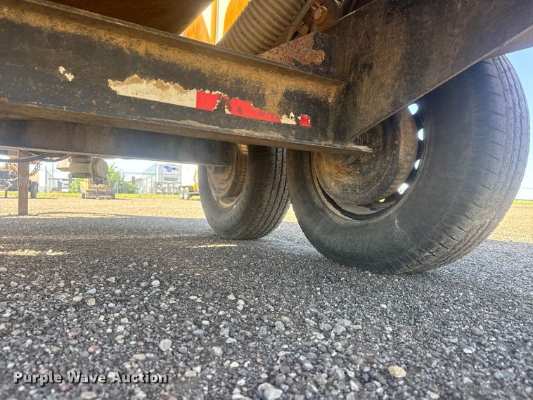 image for item MX9138 2013 Vermeer L P553SDT vacuum excavator