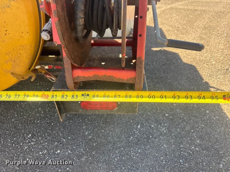 image for item MX9138 2013 Vermeer L P553SDT vacuum excavator