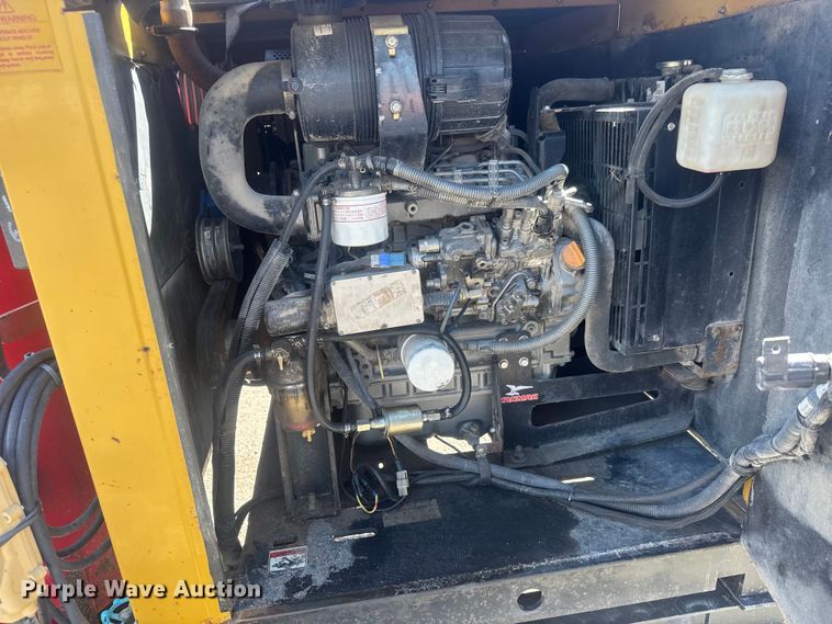 image for item MX9138 2013 Vermeer L P553SDT vacuum excavator