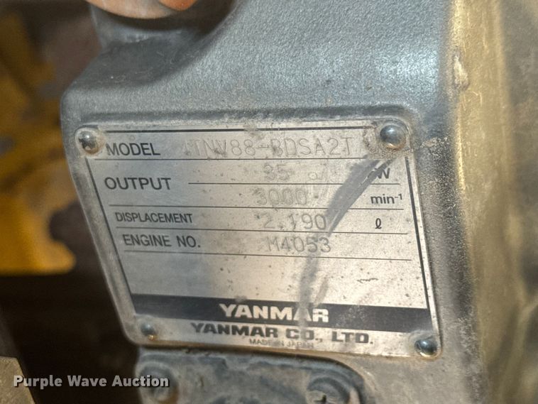 image for item MX9138 2013 Vermeer L P553SDT vacuum excavator