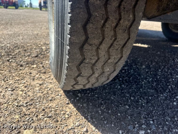 image for item MX9138 2013 Vermeer L P553SDT vacuum excavator