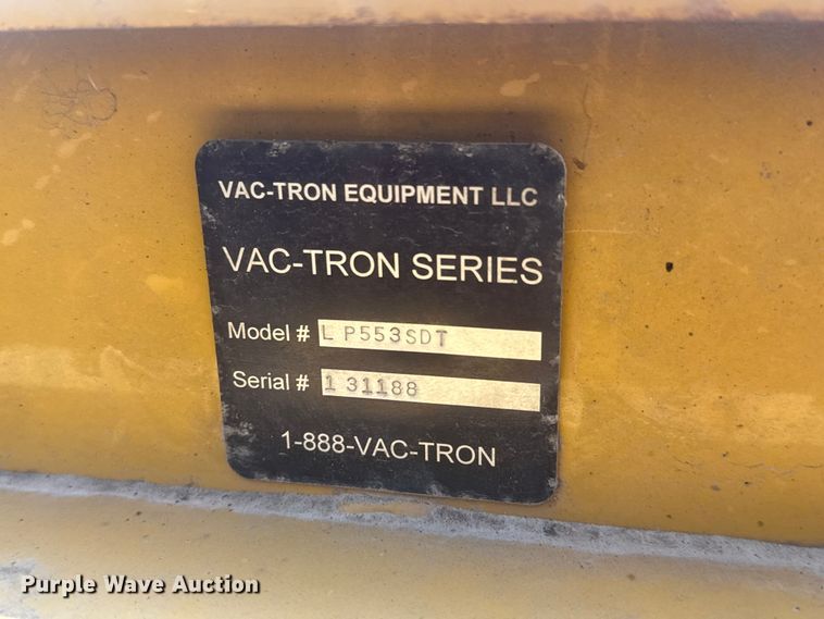 image for item MX9138 2013 Vermeer L P553SDT vacuum excavator