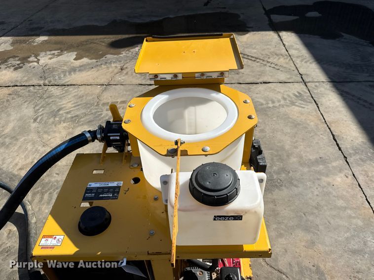 image for item MX9141 2020 Vermeer MX125 mud mixer