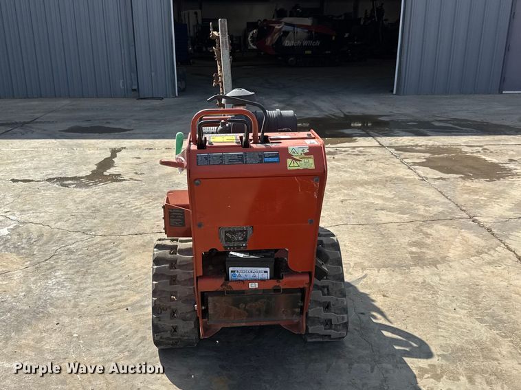 image for item MX9142 2019 Ditch Witch C24X trencher