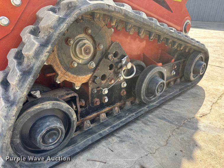image for item MX9142 2019 Ditch Witch C24X trencher