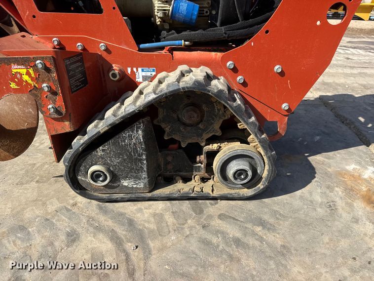image for item MX9142 2019 Ditch Witch C24X trencher