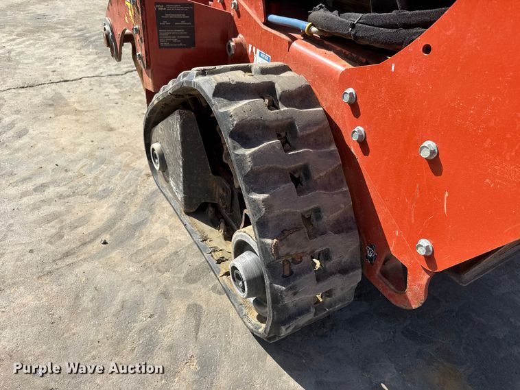 image for item MX9142 2019 Ditch Witch C24X trencher