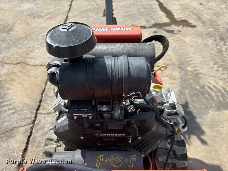 image for item MX9143 2017 Ditch Witch C30X trencher