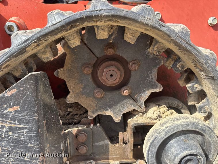 image for item MX9143 2017 Ditch Witch C30X trencher