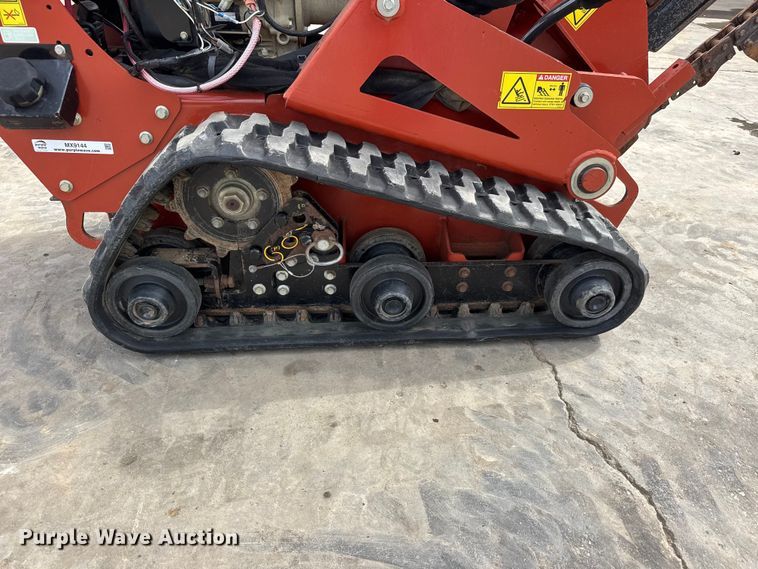 image for item MX9144 2019 Ditch Witch C24X trencher