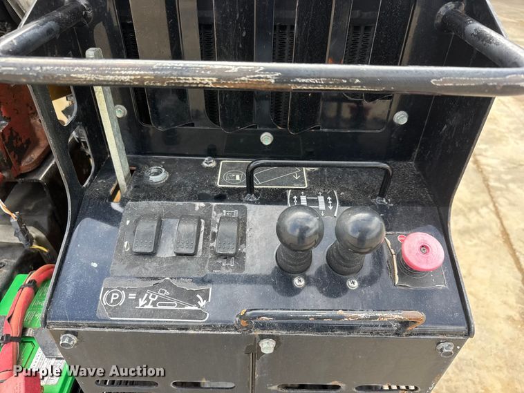 image for item MX9145 2015 Vermeer 9X13 S3 Navigator directional boring unit