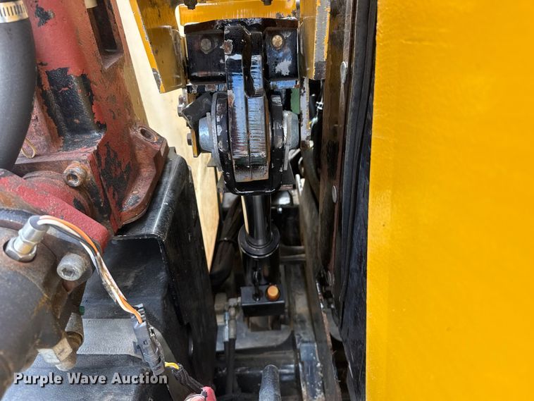 image for item MX9145 2015 Vermeer 9X13 S3 Navigator directional boring unit