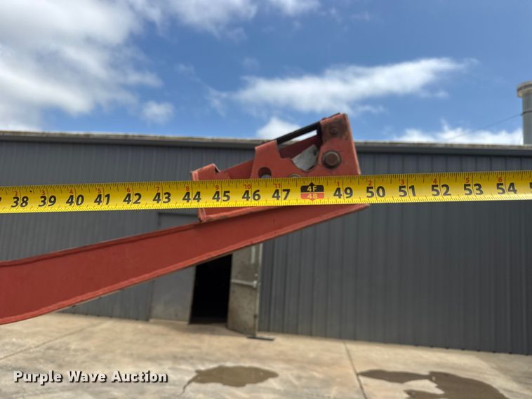 image for item MX9147 2012 Ditch Witch RT115 Quad rock saw