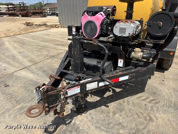 image for item MX9151 2009 Vermeer V750G vacuum excavator