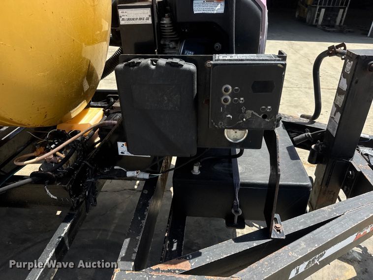 image for item MX9151 2009 Vermeer V750G vacuum excavator