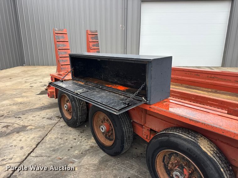 image for item MX9155 2007 Belshe BF9T equipment trailer